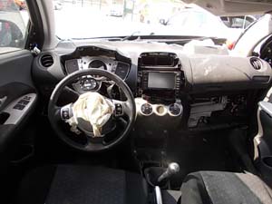 2010 MODEL TOYOTA URBAN CRUİSER ÇIKMA EKRAN